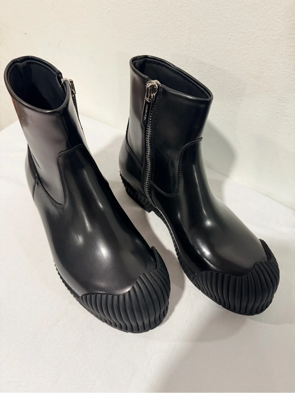 Calvin Klein Black Rubber Toe Cap Boots size US 7W